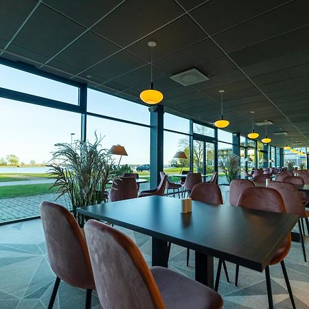 Oe Seaside Suites & Spa Kuressaare Ngoại thất bức ảnh