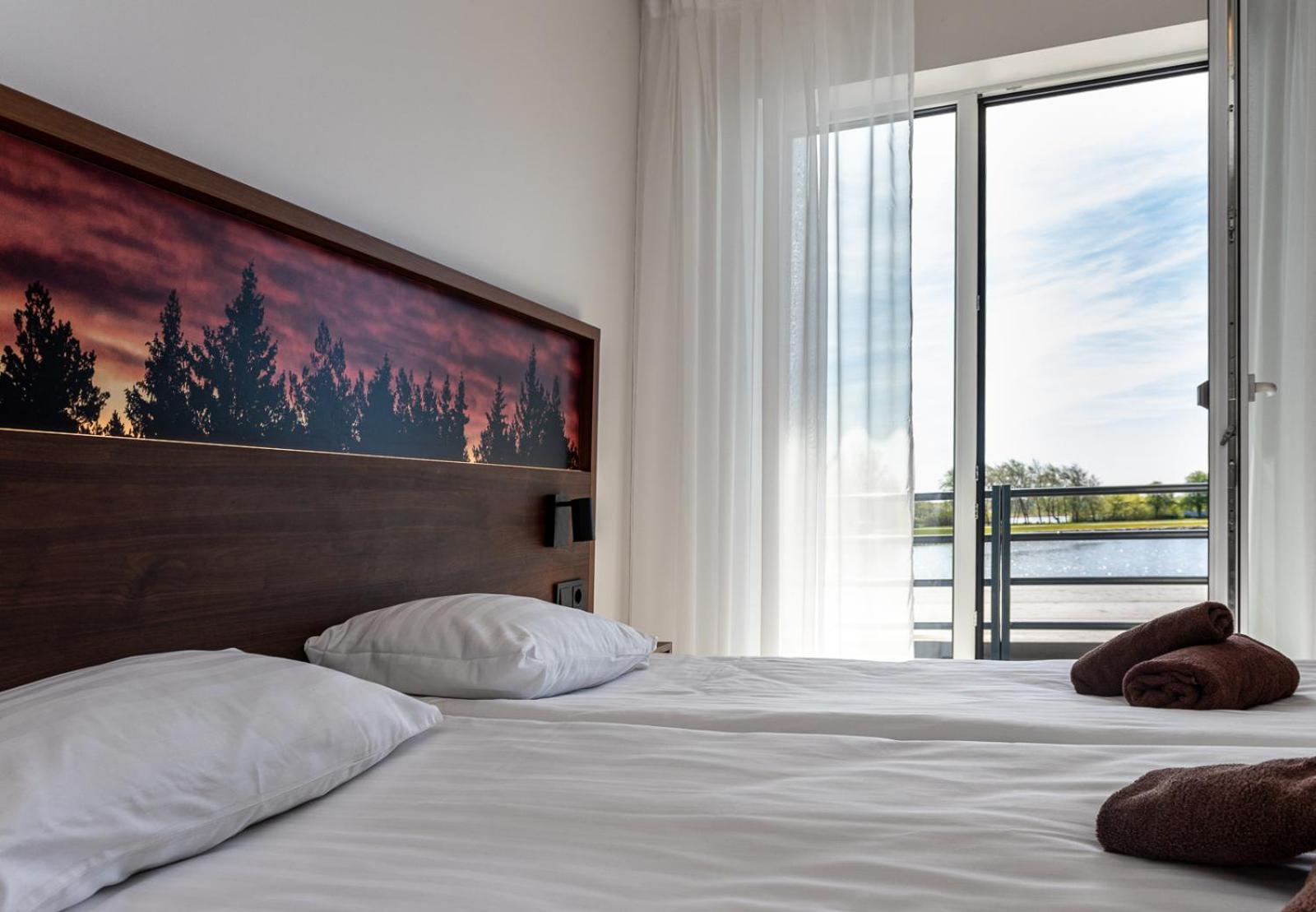 Oe Seaside Suites & Spa Kuressaare Ngoại thất bức ảnh